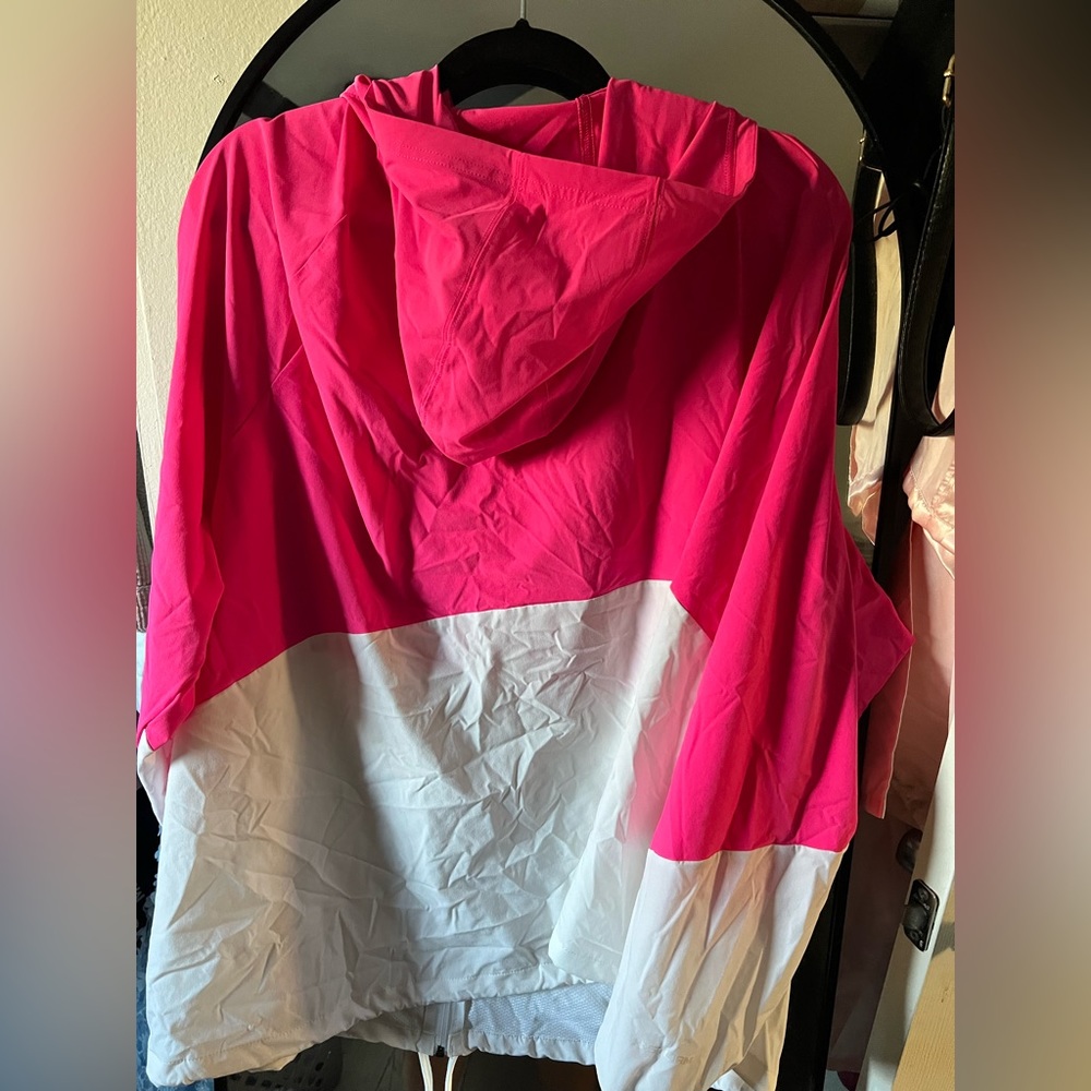 Waterproof jacket - Picture 2 of 2
